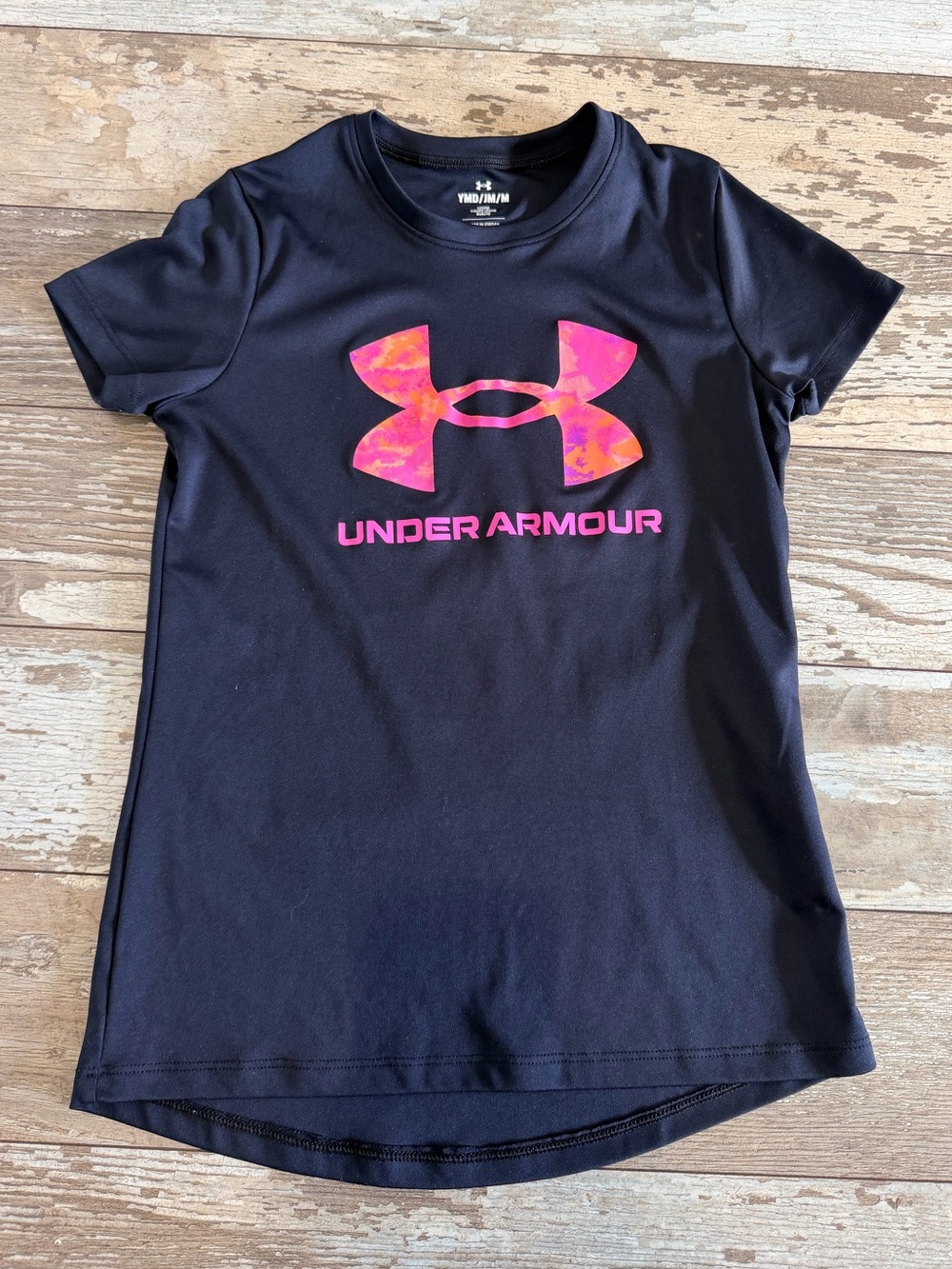 Under Armour Black Short-Sleeve Tee with Pink Logo Size Youth Medium